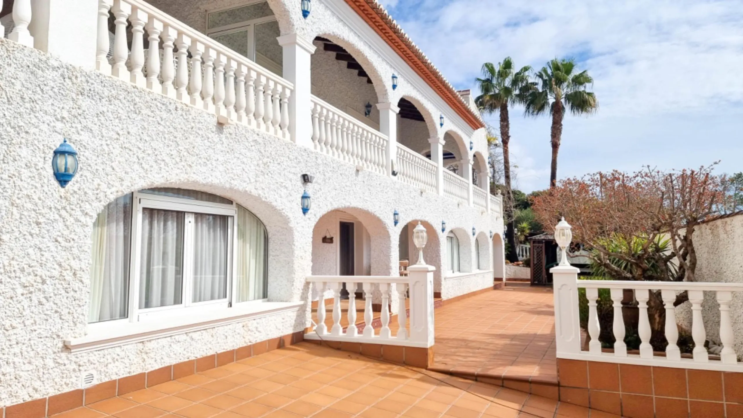 Luxury villa for a large family in Moraira