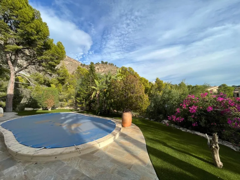 Mediterranean style luxury villa in the Sierra de Altea