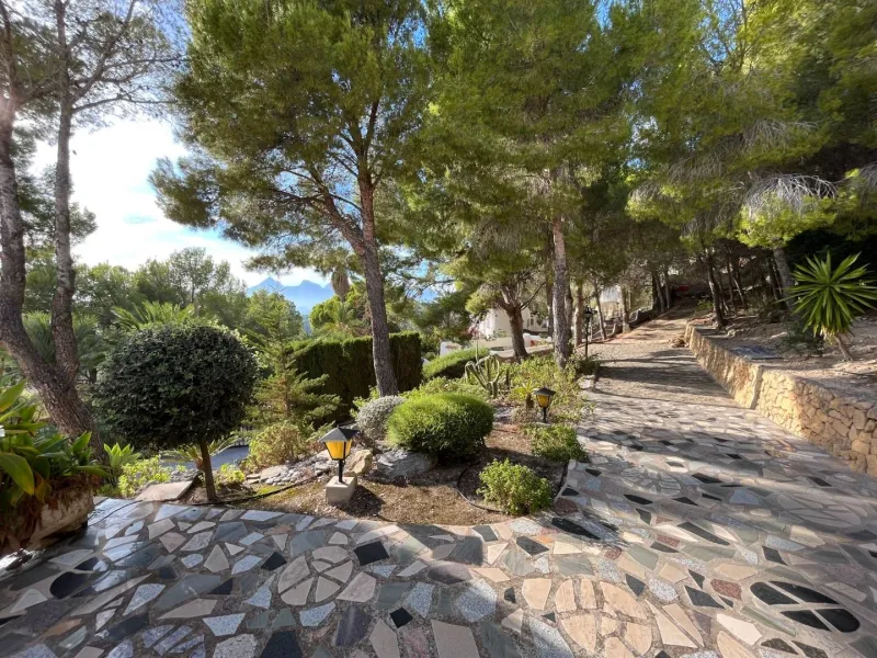 Mediterranean style luxury villa in the Sierra de Altea