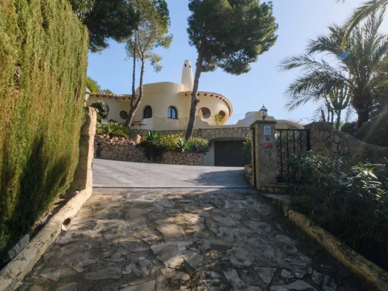 Mediterranean style luxury villa in the Sierra de Altea