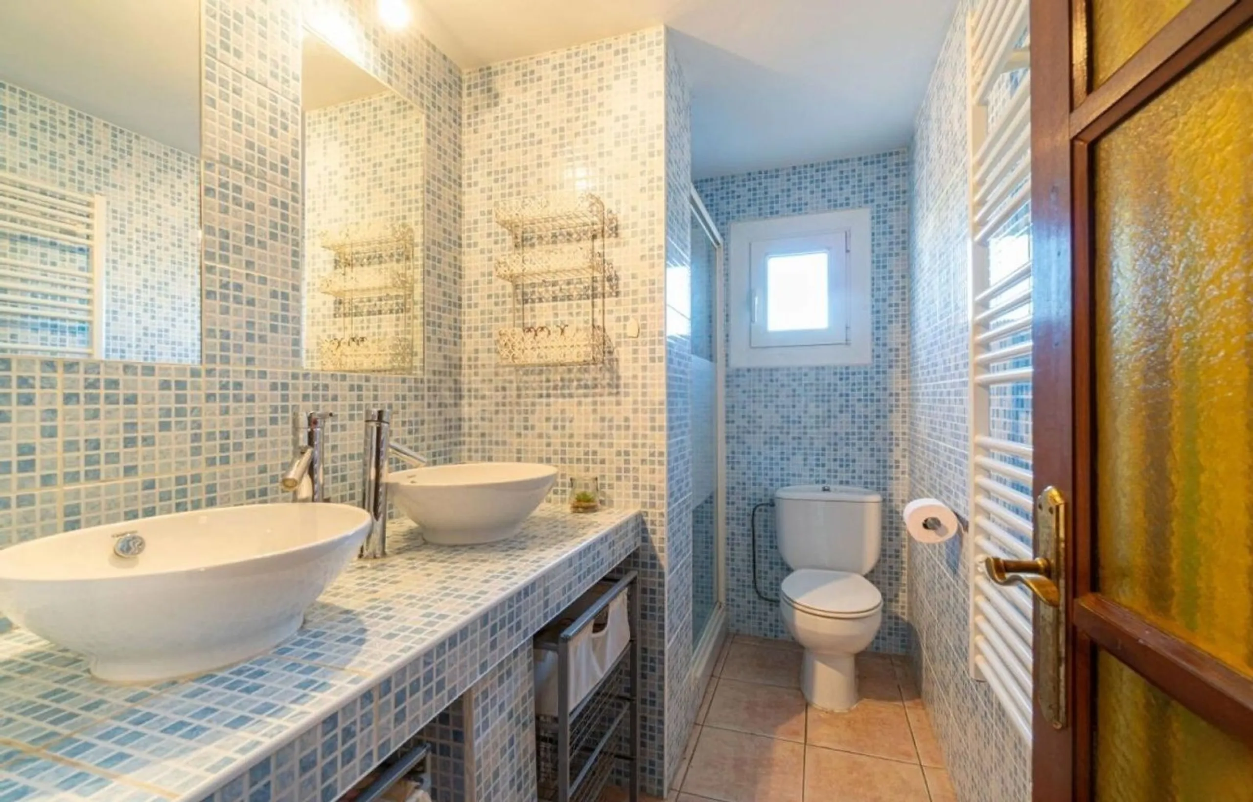 Exclusive Fisherman’s House with Private Mooring and 4 Bedrooms in Empuriabrava