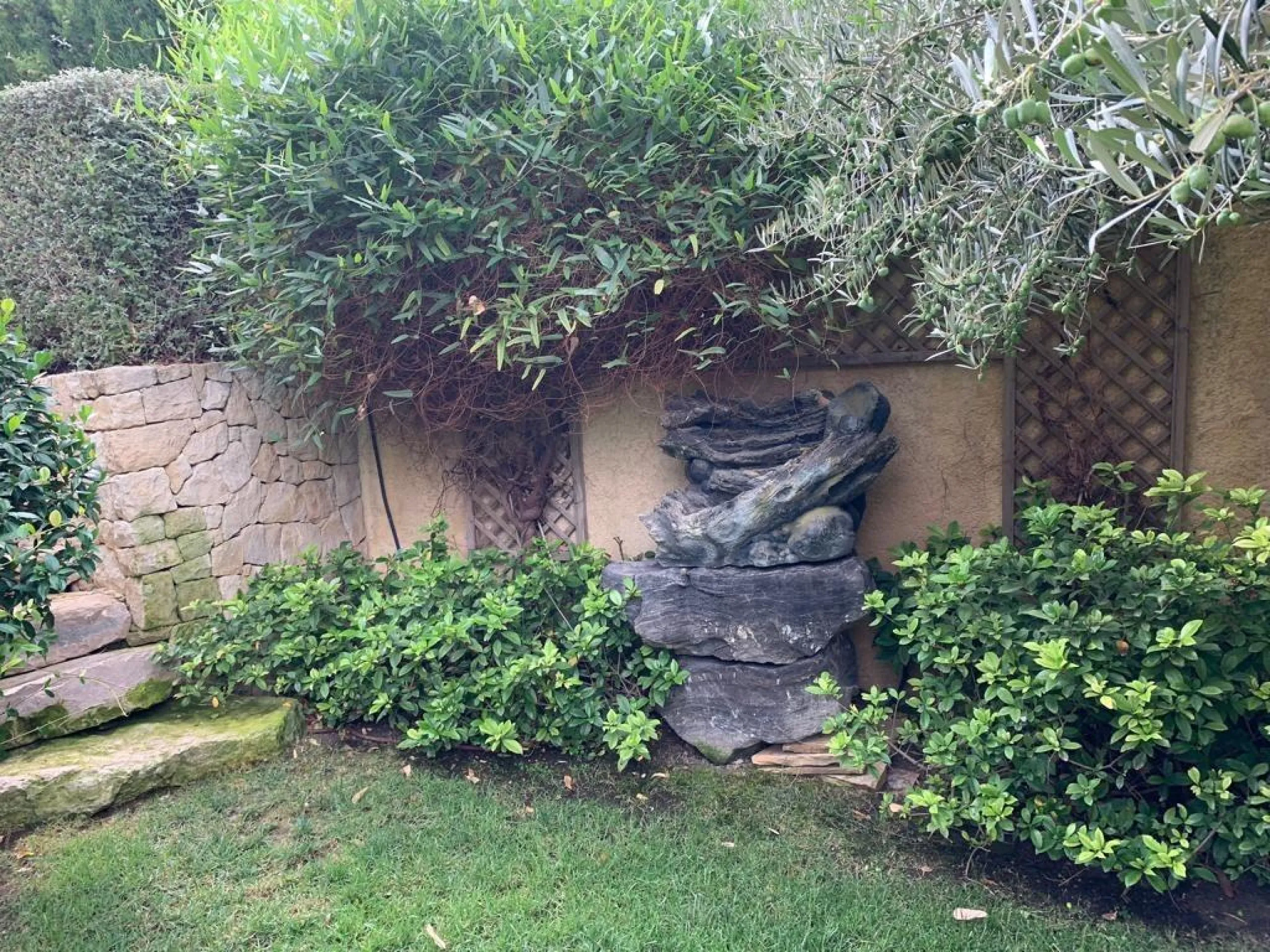 Mediterranean villa a few minutes drive from the beach