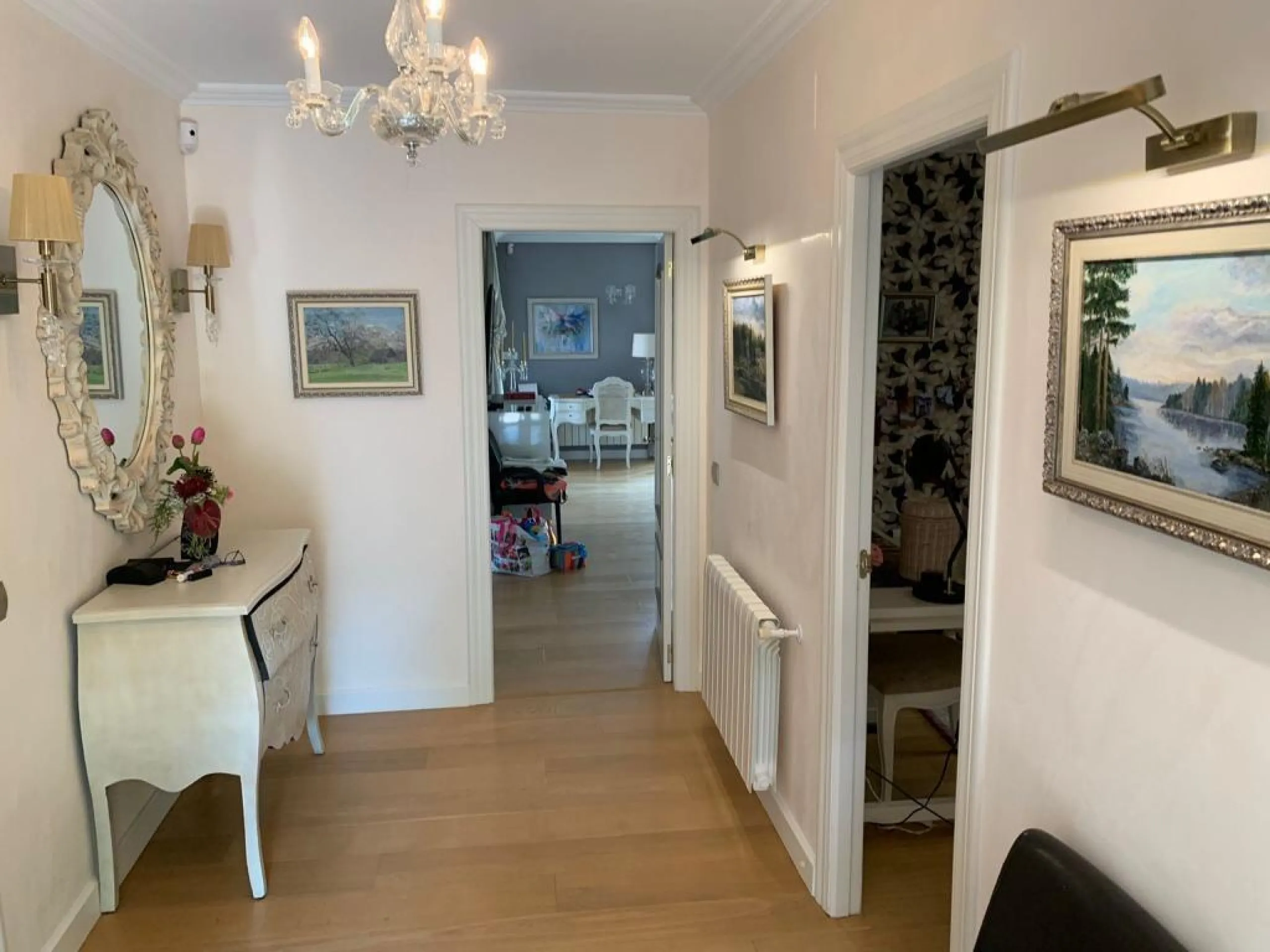 Mediterranean villa a few minutes drive from the beach