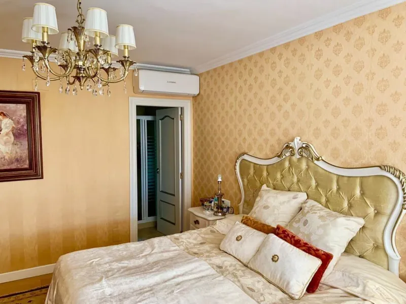 Mediterranean villa a few minutes drive from the beach