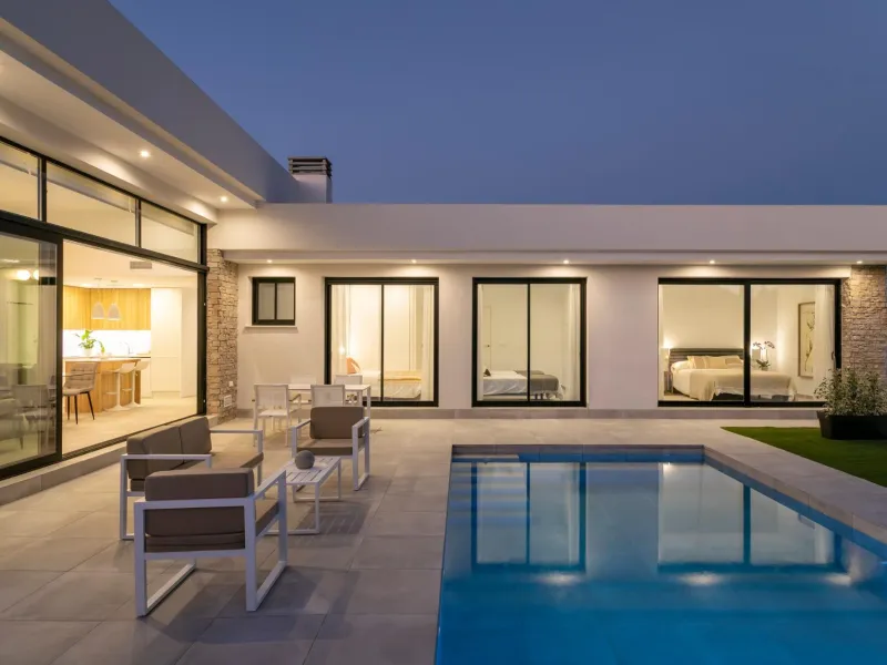 INDEPENDENT VILLAS WITH PRIVATE POOL IN CALASPARRA