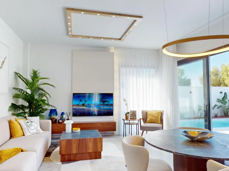 Detached modern villas placed in Roda Golf, Murcia