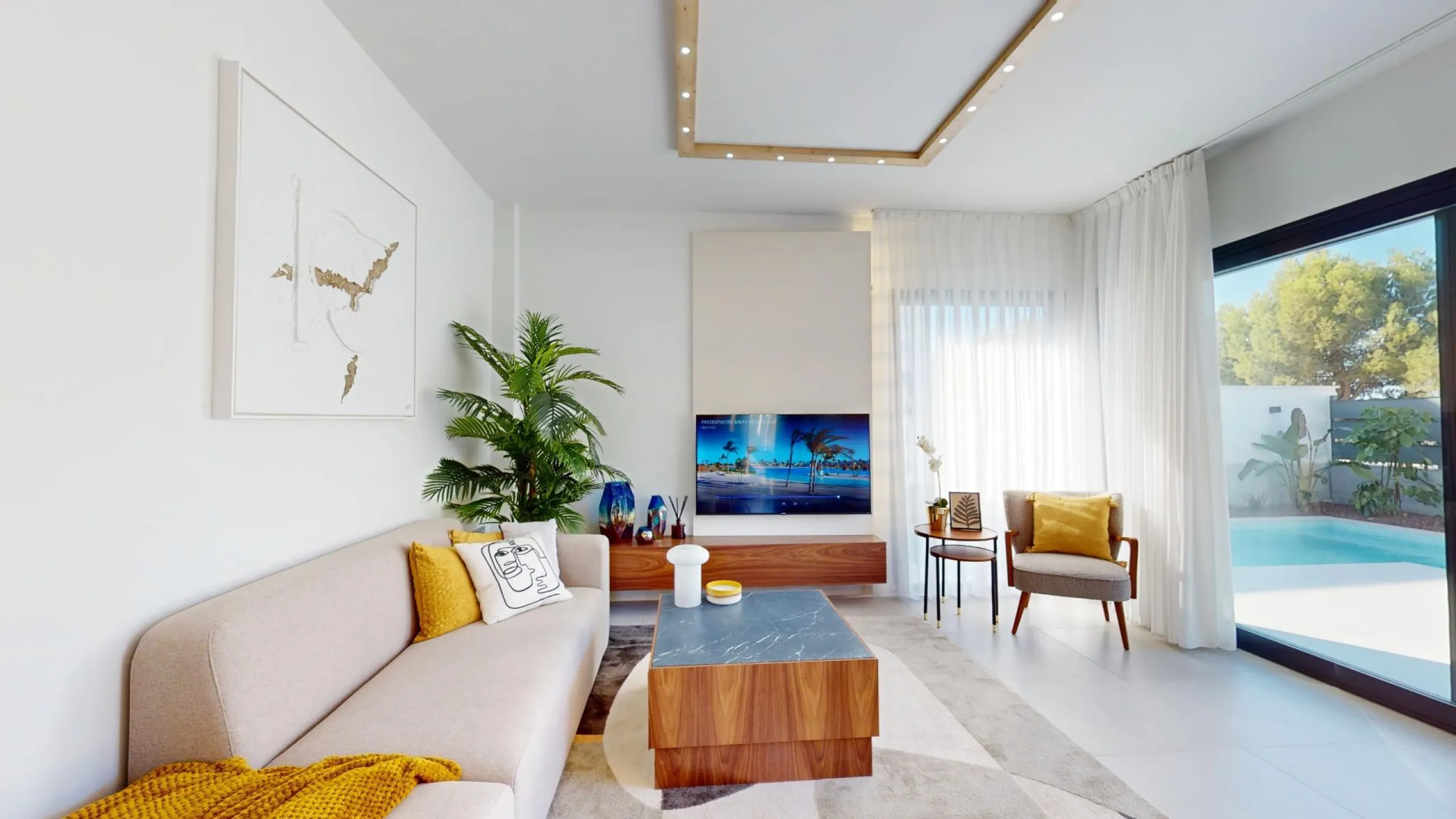 Detached modern villas placed in Roda Golf, Murcia