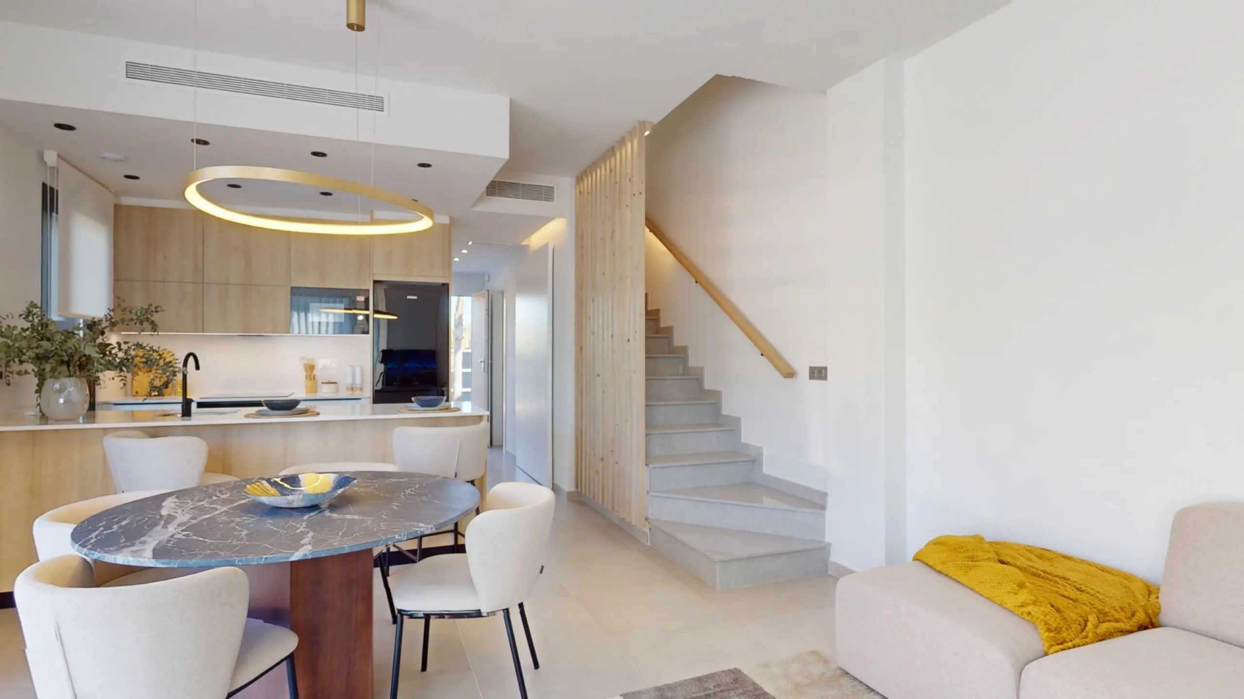 Detached modern villas placed in Roda Golf, Murcia