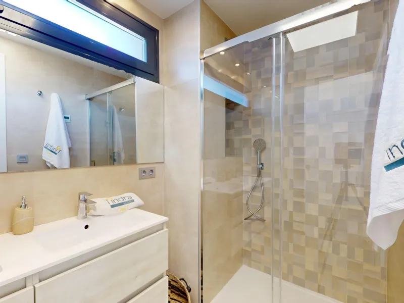 Detached modern villas placed in Roda Golf, Murcia