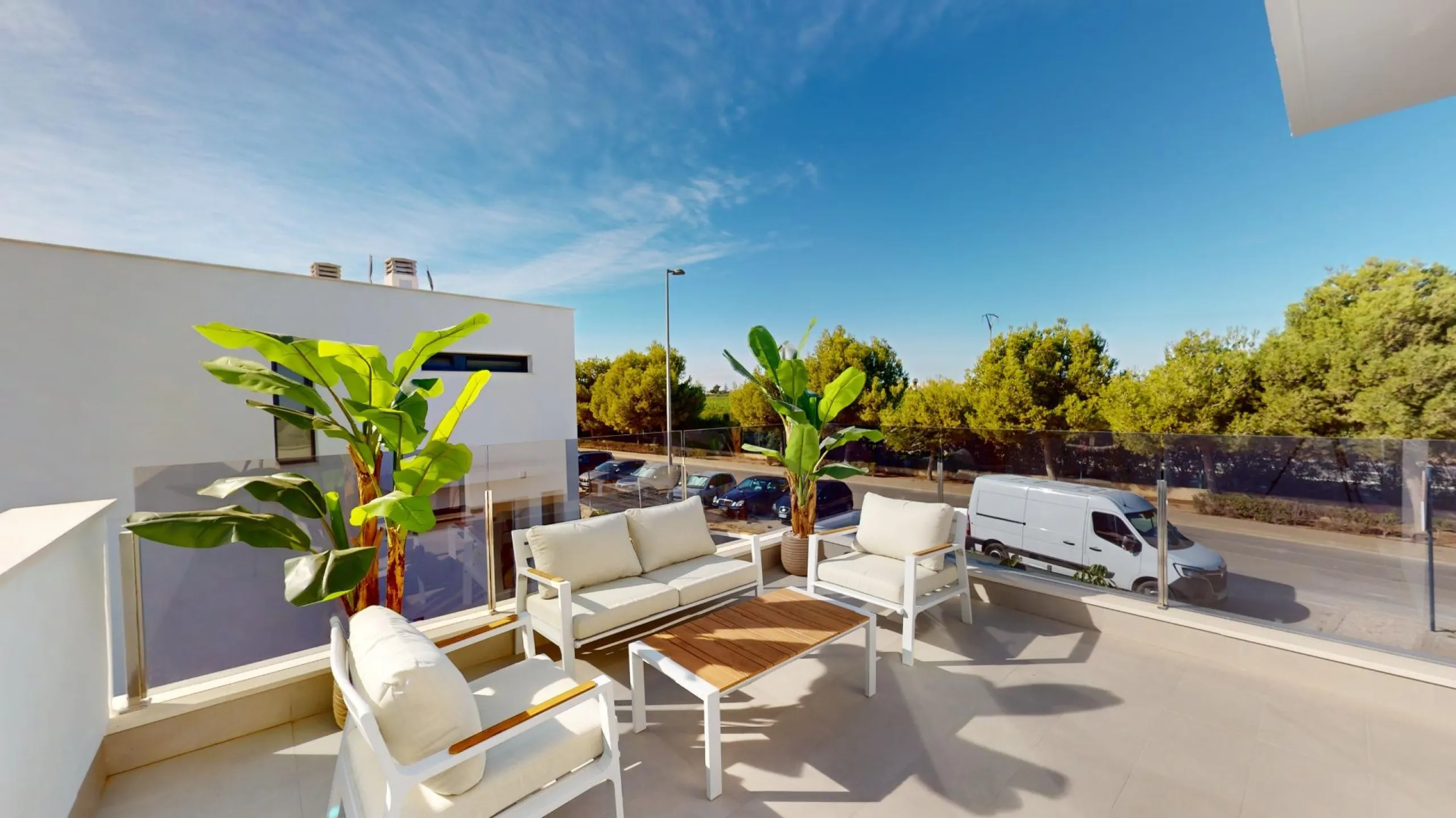 Detached modern villas placed in Roda Golf, Murcia
