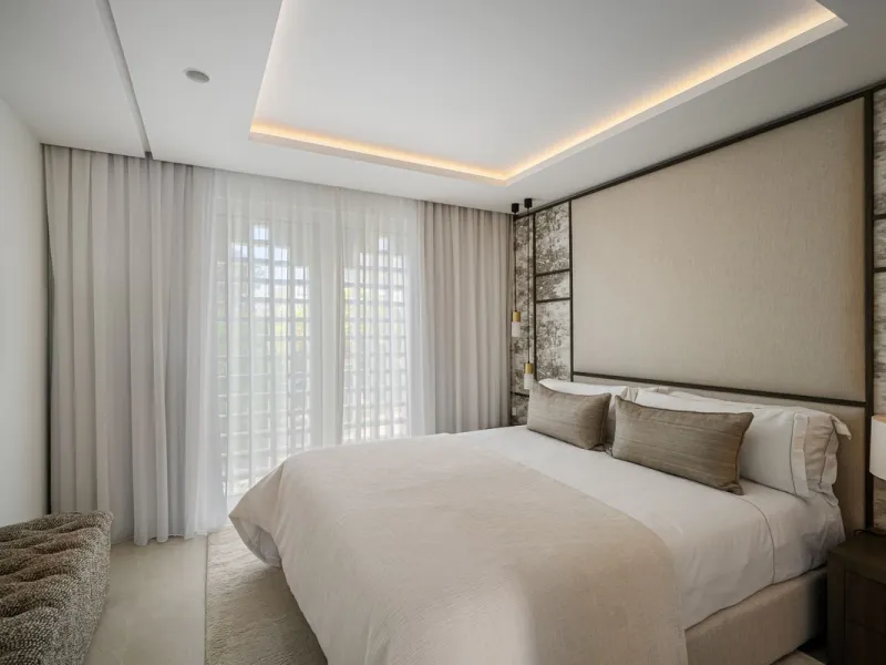 Einzigartiges, nach Süden ausgerichtetes Penthouse in erster Strandlinie – Alhambra del Mar