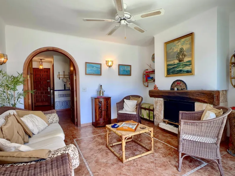 Waterfront Home with Private Mooring in Port Empúries – Exclusive Nautical Lifestyle Steps from the Beach