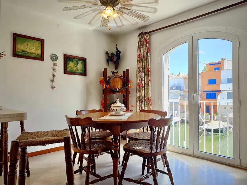 Waterfront Home with Private Mooring in Port Empúries – Exclusive Nautical Lifestyle Steps from the Beach