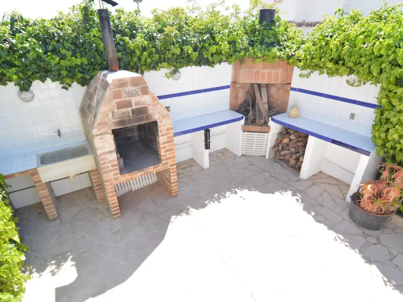Spectacular renovated villa in urbanization Torreta Florida