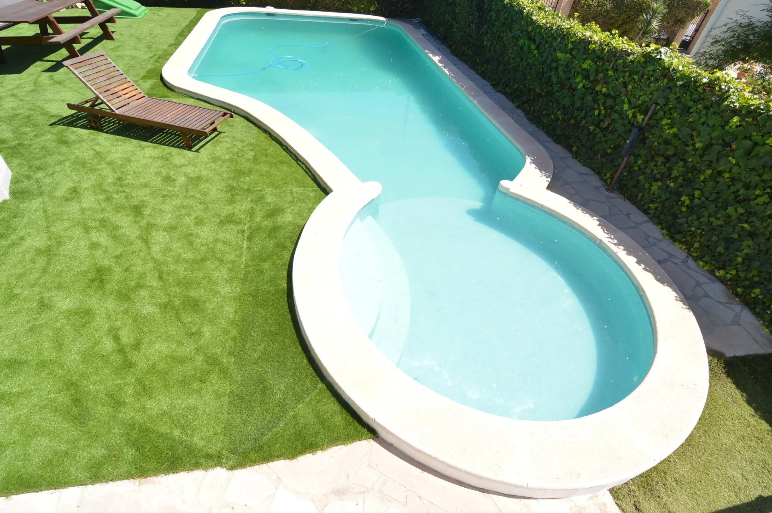 Spectacular renovated villa in urbanization Torreta Florida