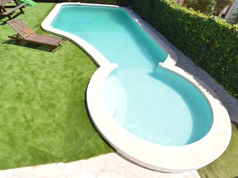 Spectacular renovated villa in urbanization Torreta Florida