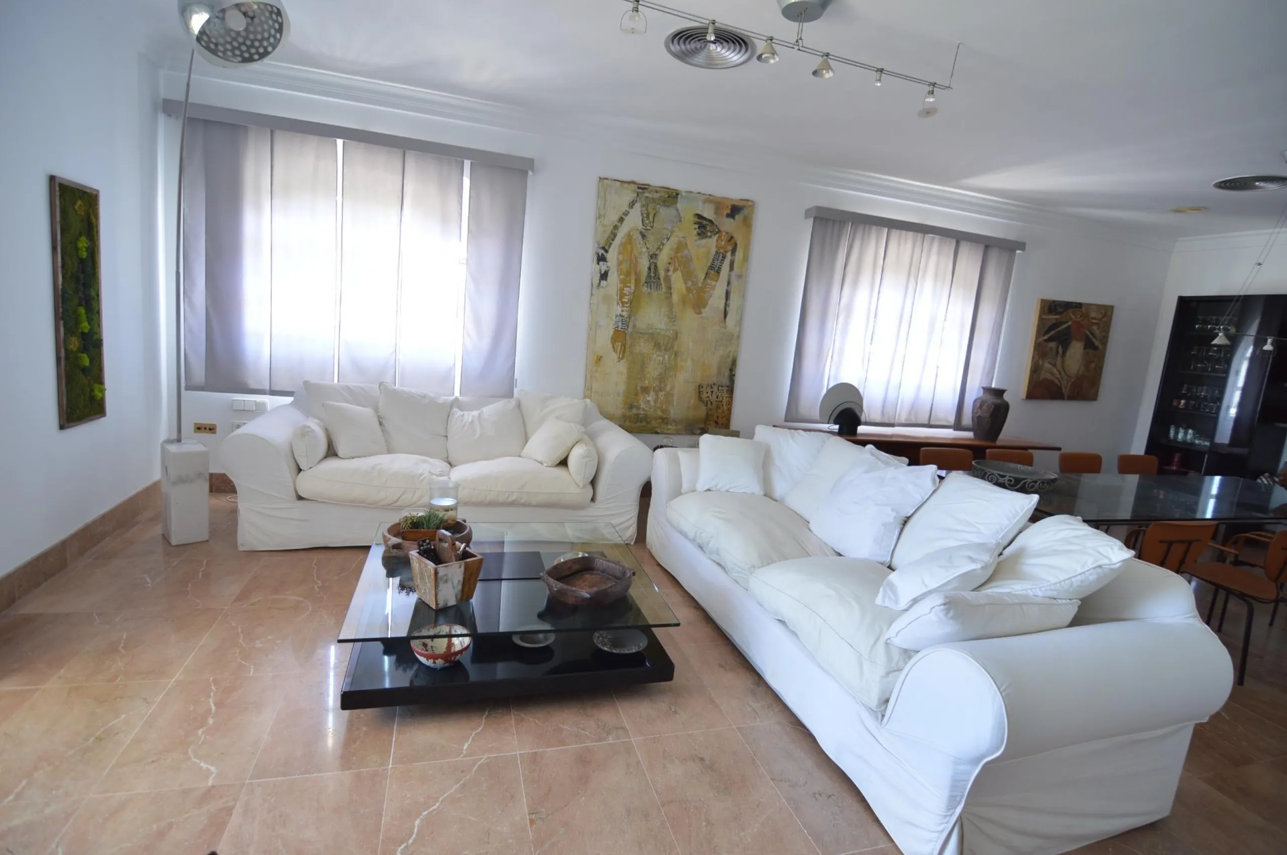 Spectacular renovated villa in urbanization Torreta Florida