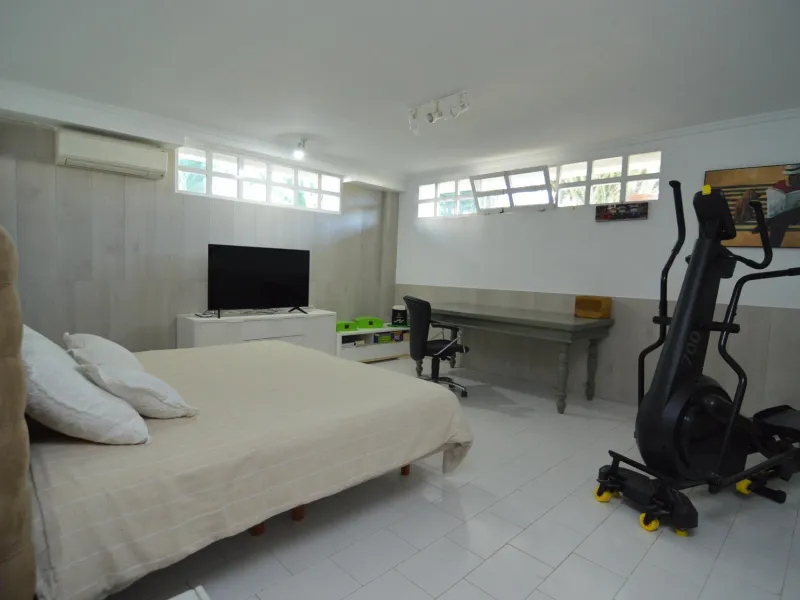 Spectacular renovated villa in urbanization Torreta Florida