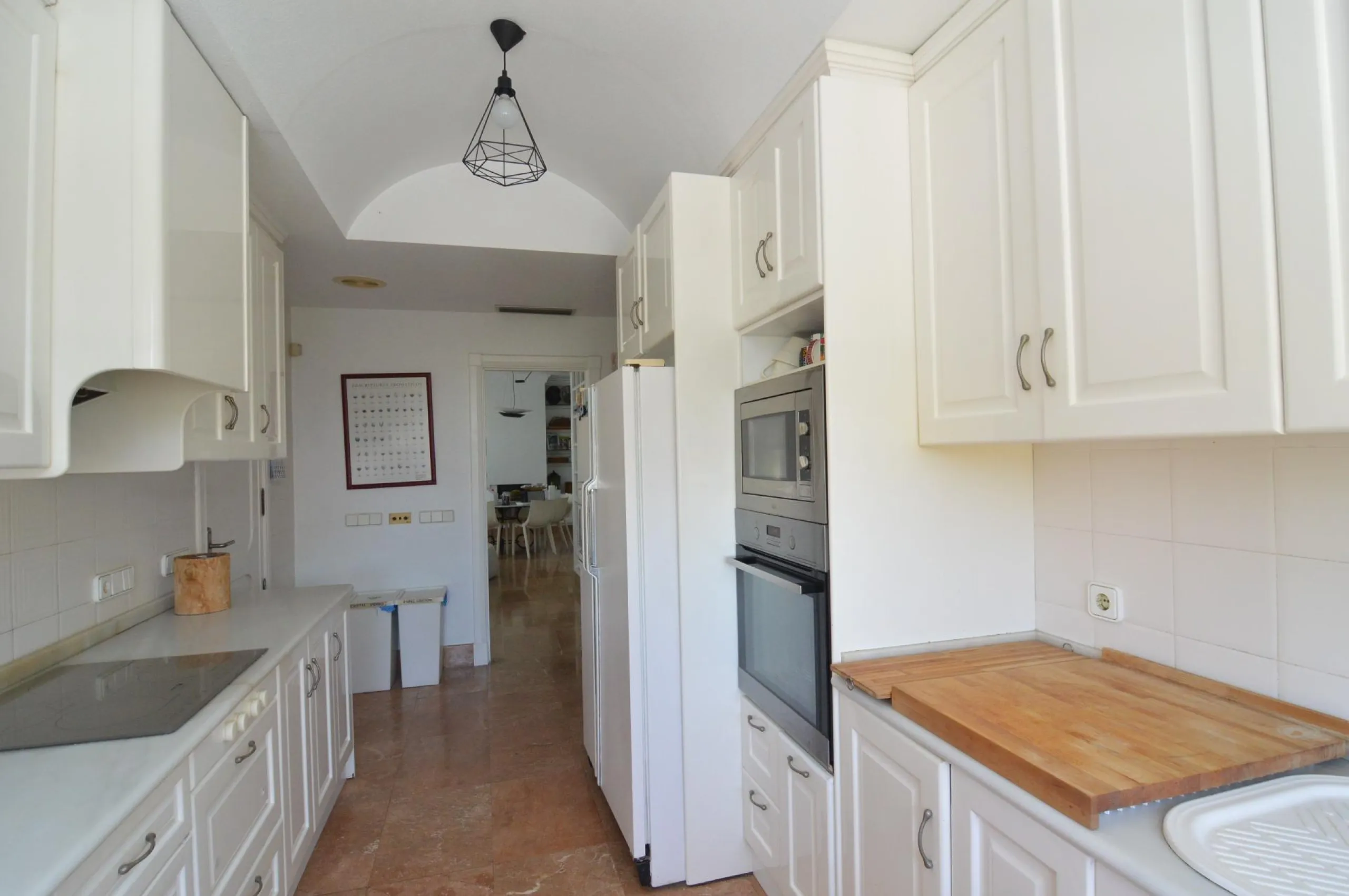 Spectacular renovated villa in urbanization Torreta Florida