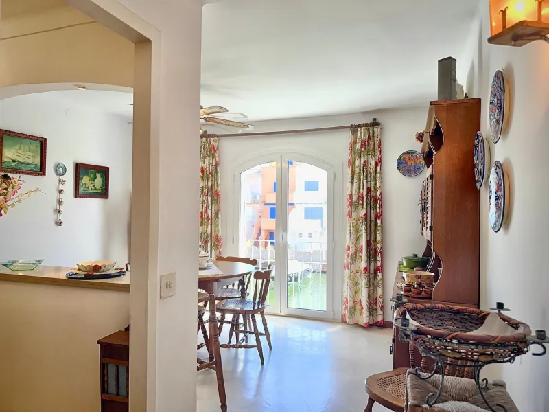 Waterfront Home with Private Mooring in Port Empúries – Exclusive Nautical Lifestyle Steps from the Beach