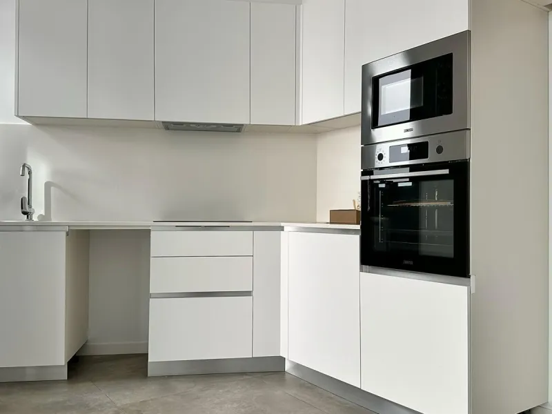 BRAND NEW DESIGN APARTMENT WITH SEA VIEWS ON PONIENTE BEACH, BENIDORM