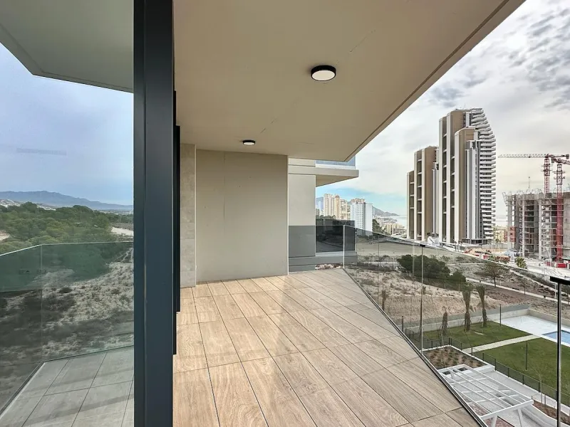 BRAND NEW DESIGN APARTMENT WITH SEA VIEWS ON PONIENTE BEACH, BENIDORM