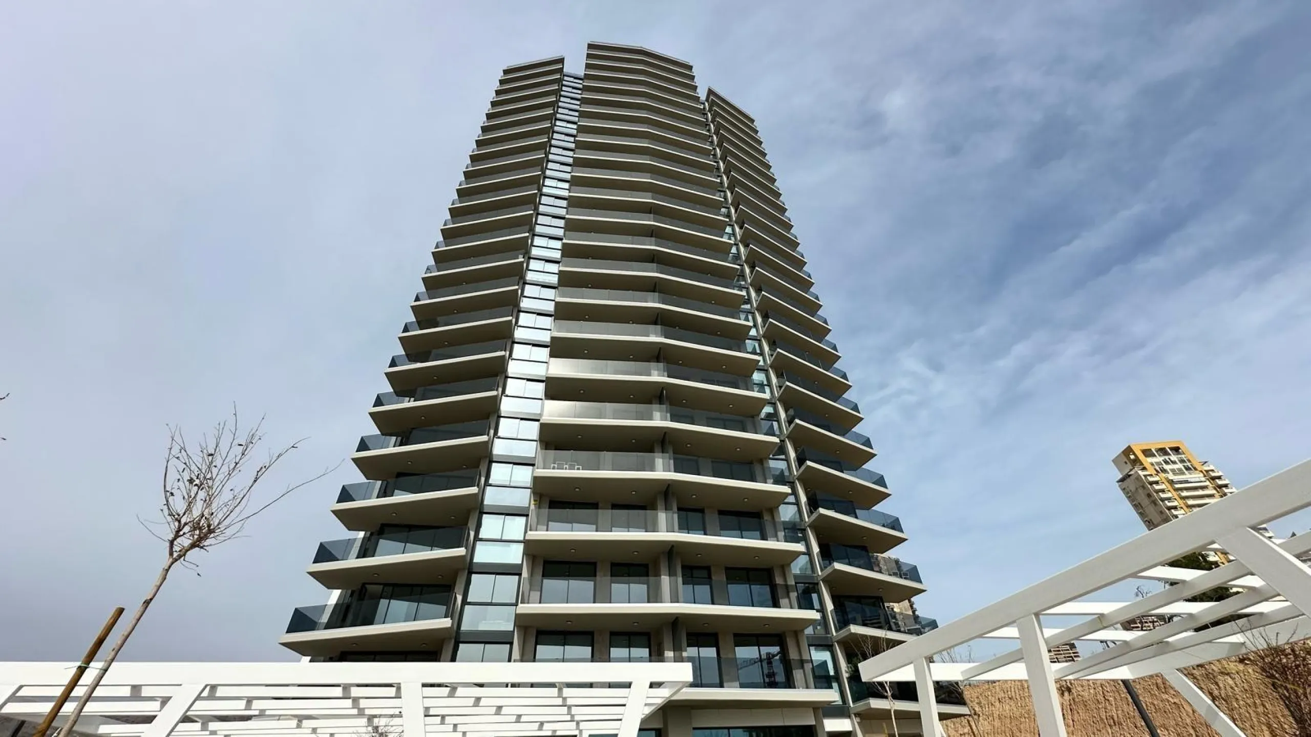 BRAND NEW DESIGN APARTMENT WITH SEA VIEWS ON PONIENTE BEACH, BENIDORM