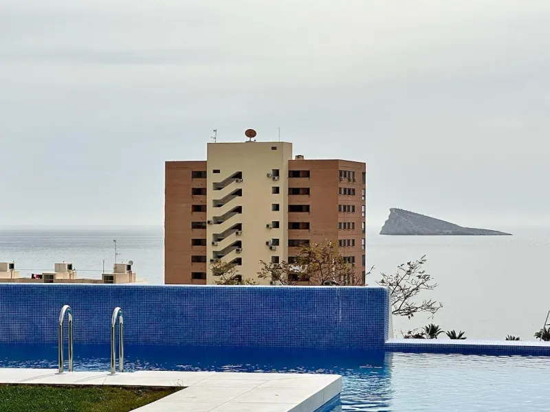 BRAND NEW DESIGN APARTMENT WITH SEA VIEWS ON PONIENTE BEACH, BENIDORM