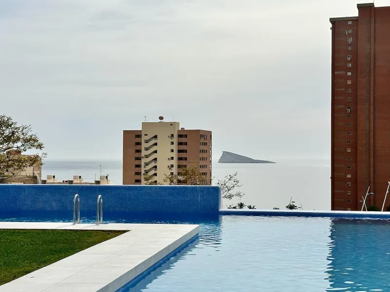 BRAND NEW DESIGN APARTMENT WITH SEA VIEWS ON PONIENTE BEACH, BENIDORM