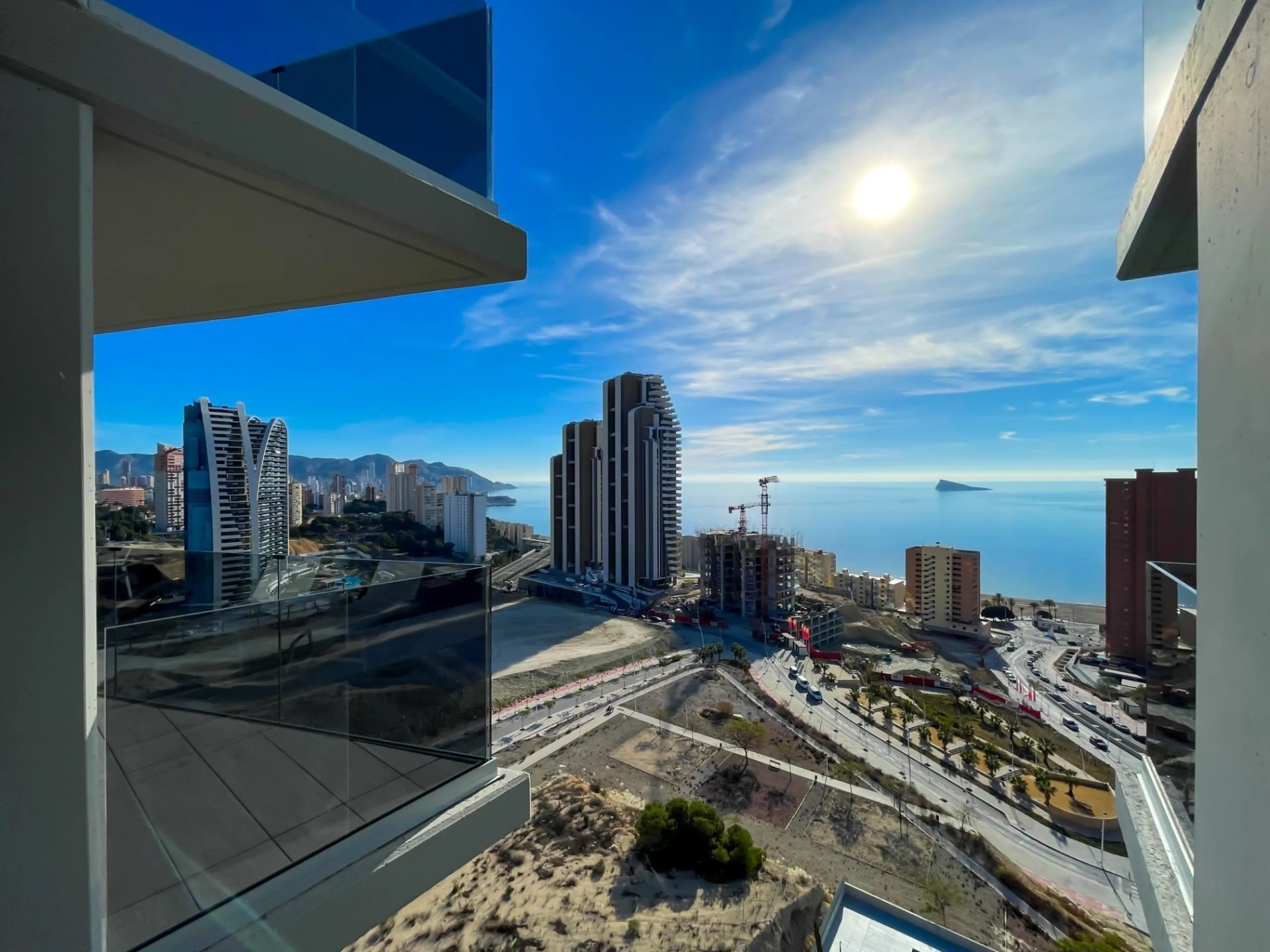 BRAND NEW DESIGN APARTMENT WITH SEA VIEWS ON PONIENTE BEACH, BENIDORM
