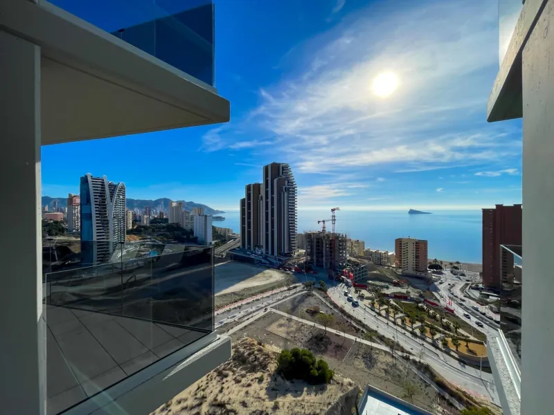 BRAND NEW DESIGN APARTMENT WITH SEA VIEWS ON PONIENTE BEACH, BENIDORM
