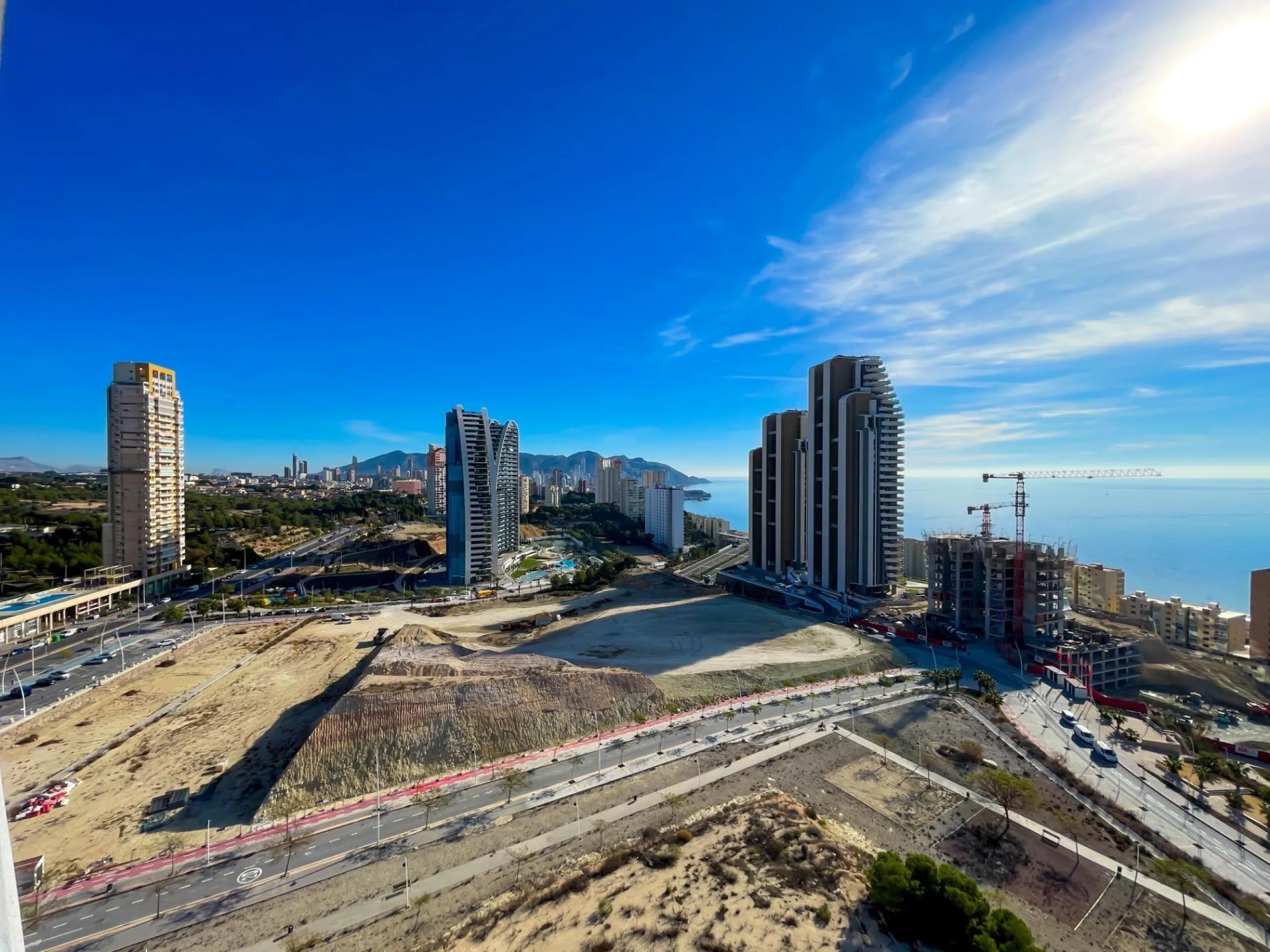 BRAND NEW DESIGN APARTMENT WITH SEA VIEWS ON PONIENTE BEACH, BENIDORM
