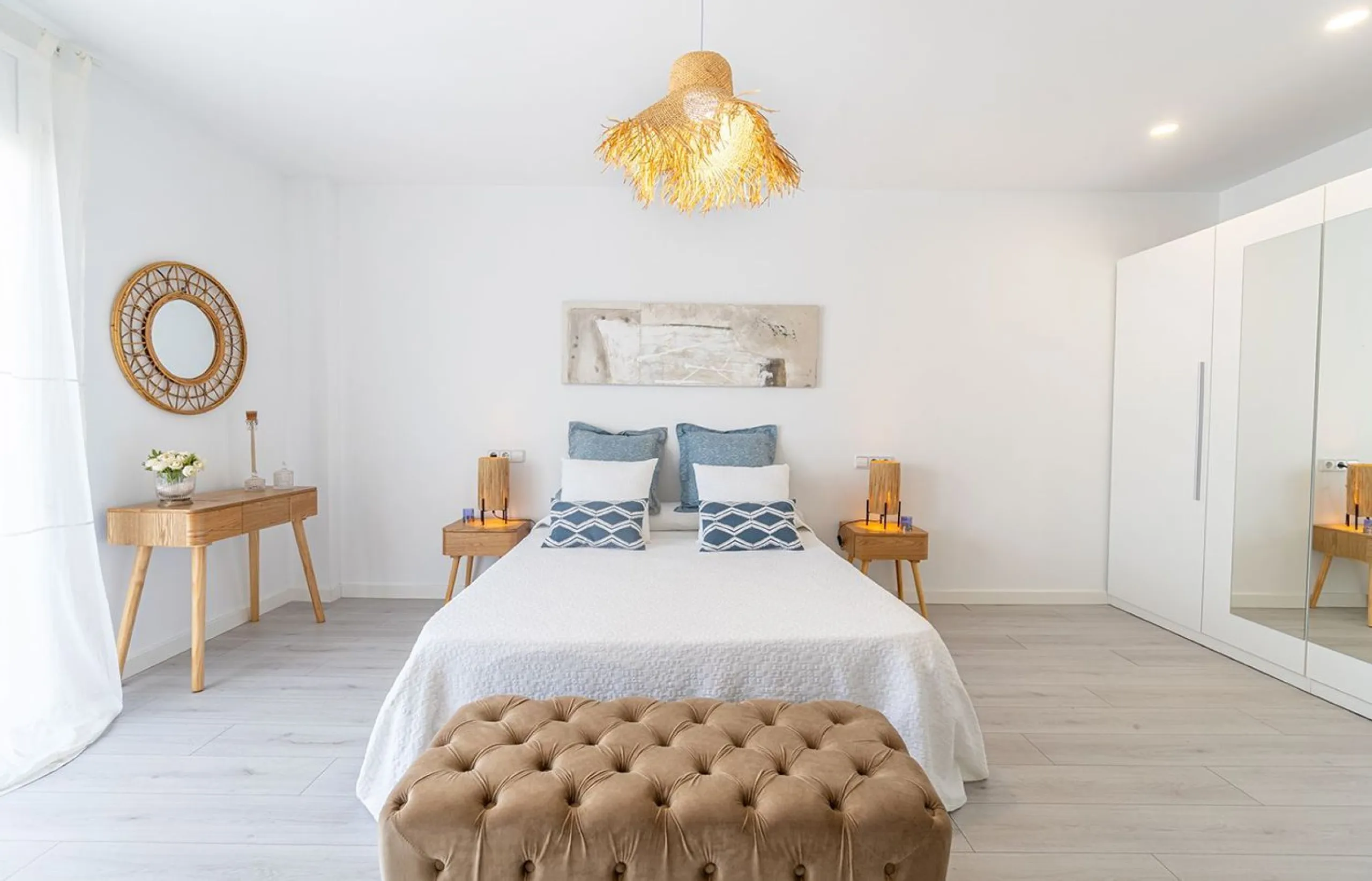 Encantadora casa de pescador reformada con amarre y vistas al canal en Empuriabrava