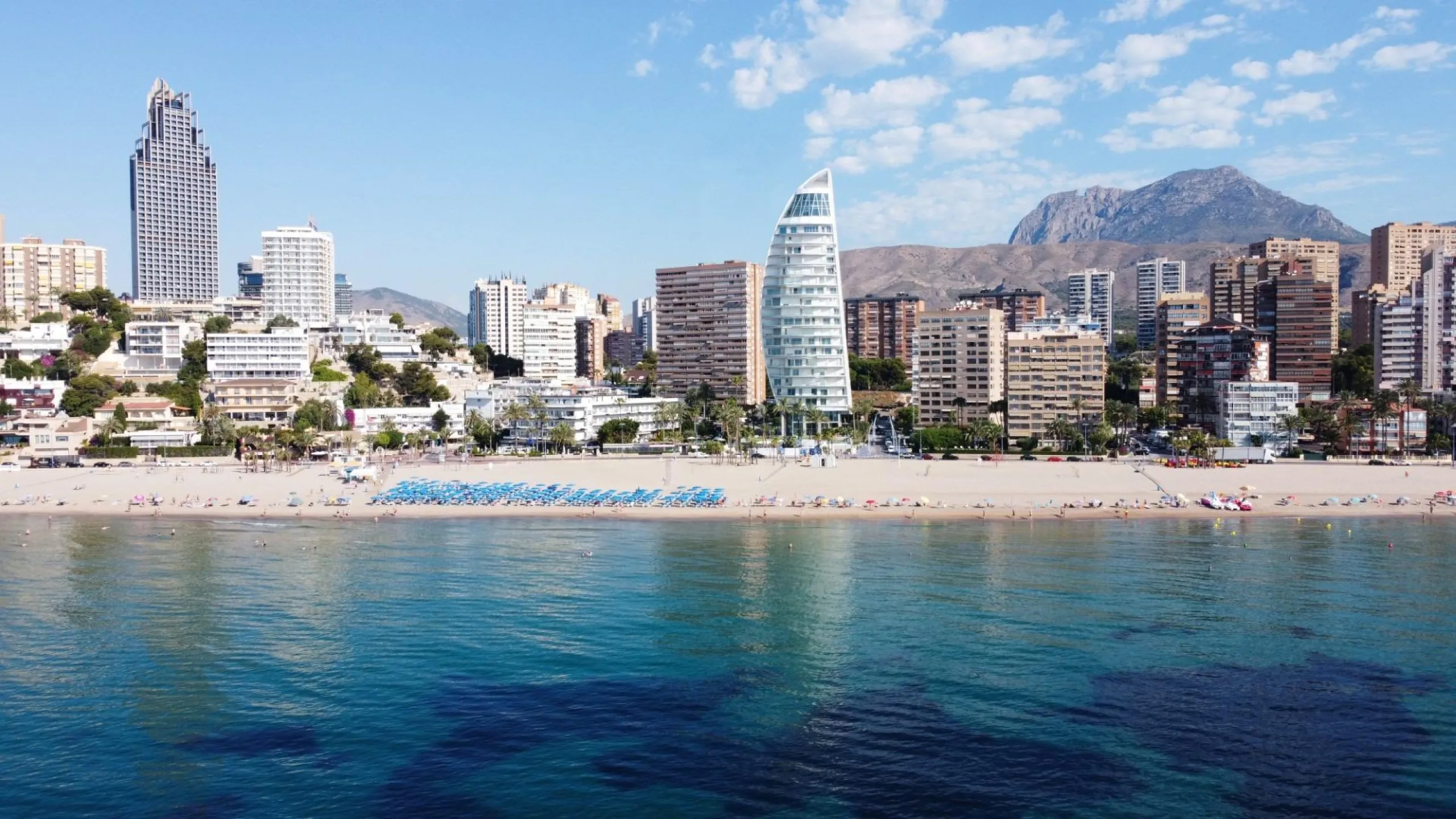 Últimos apartamentos de lujo en primera línea de la playa de Poniente