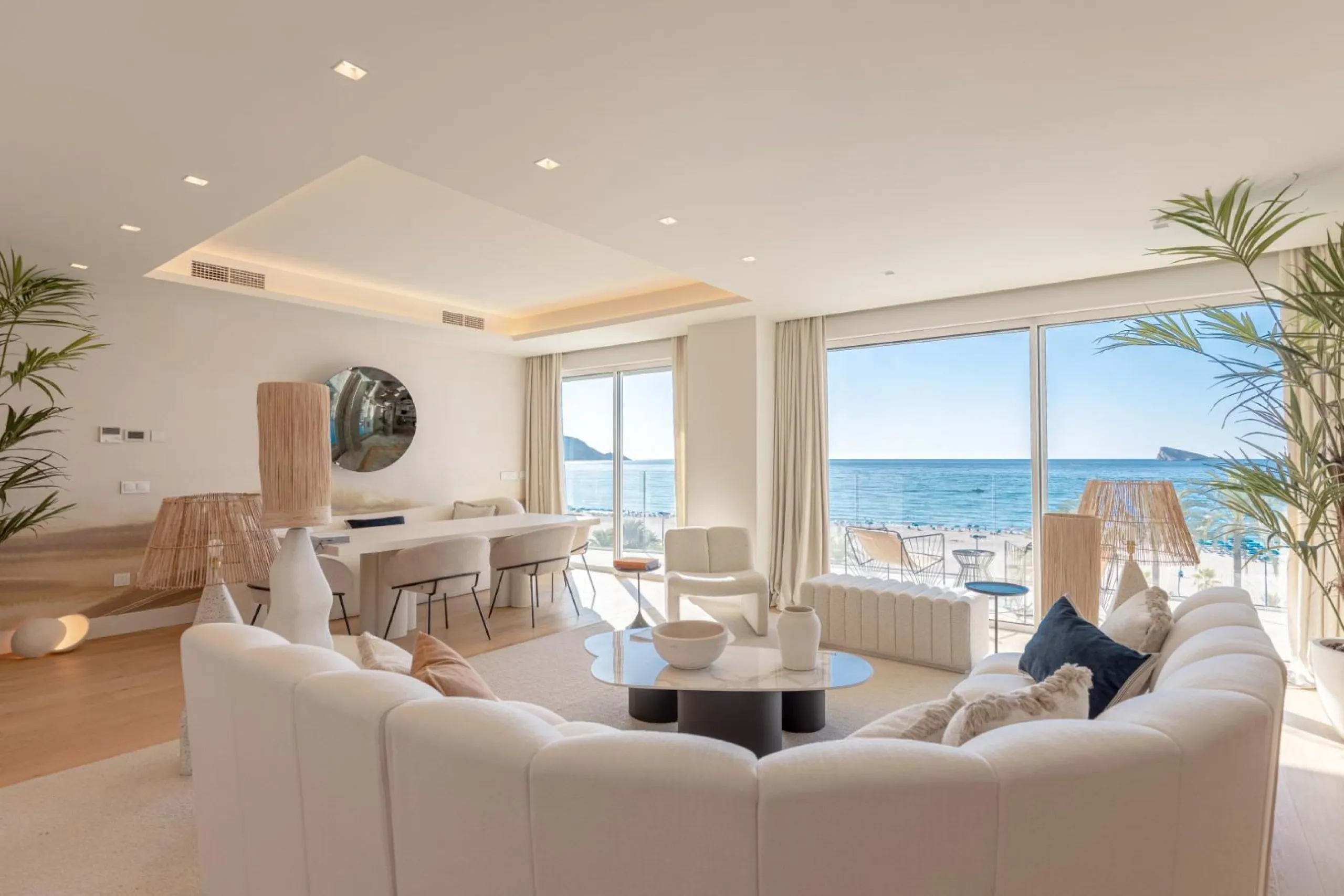 Últimos apartamentos de lujo en primera línea de la playa de Poniente