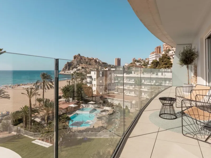Últimos apartamentos de lujo en primera línea de la playa de Poniente