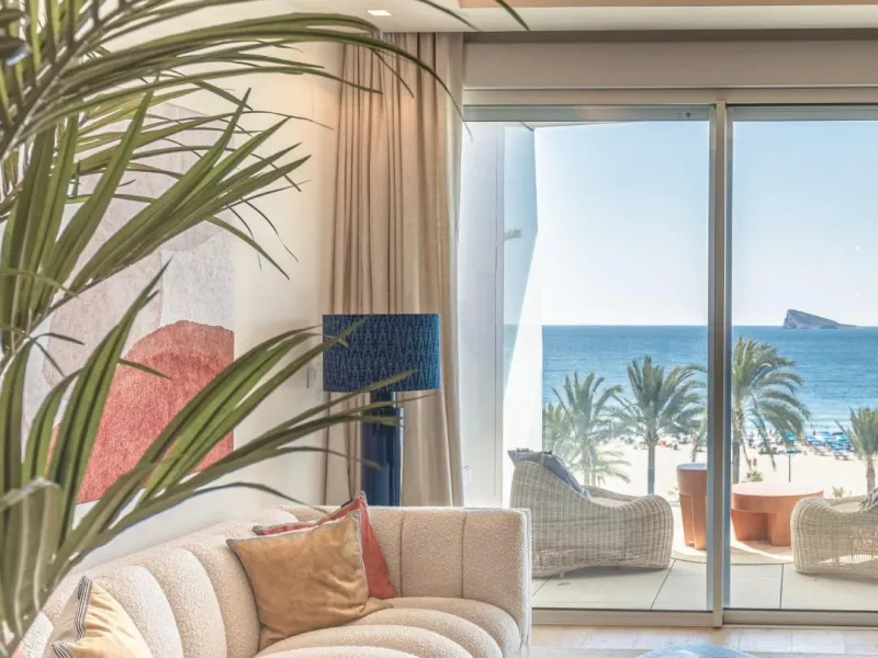 Últimos apartamentos de lujo en primera línea de la playa de Poniente