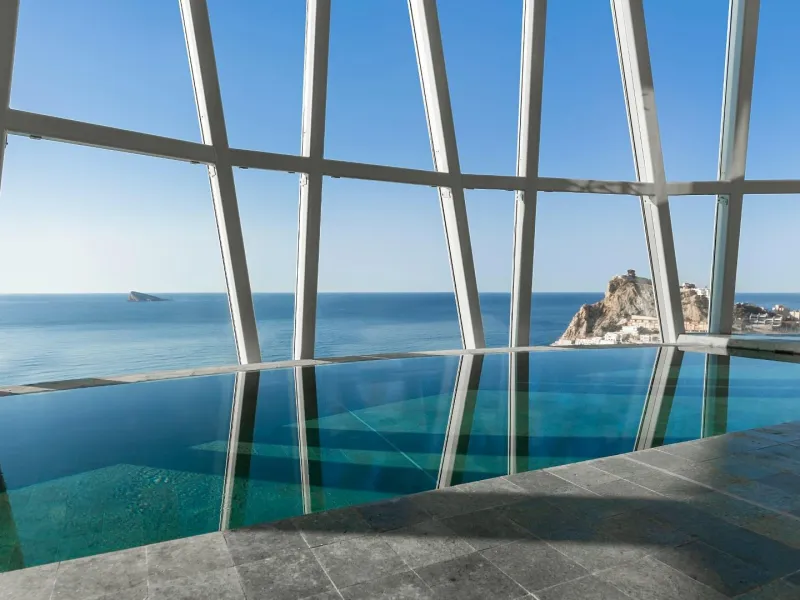 Últimos apartamentos de lujo en primera línea de la playa de Poniente