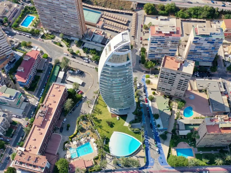 Last luxury apartments on the first line of Poniente beach