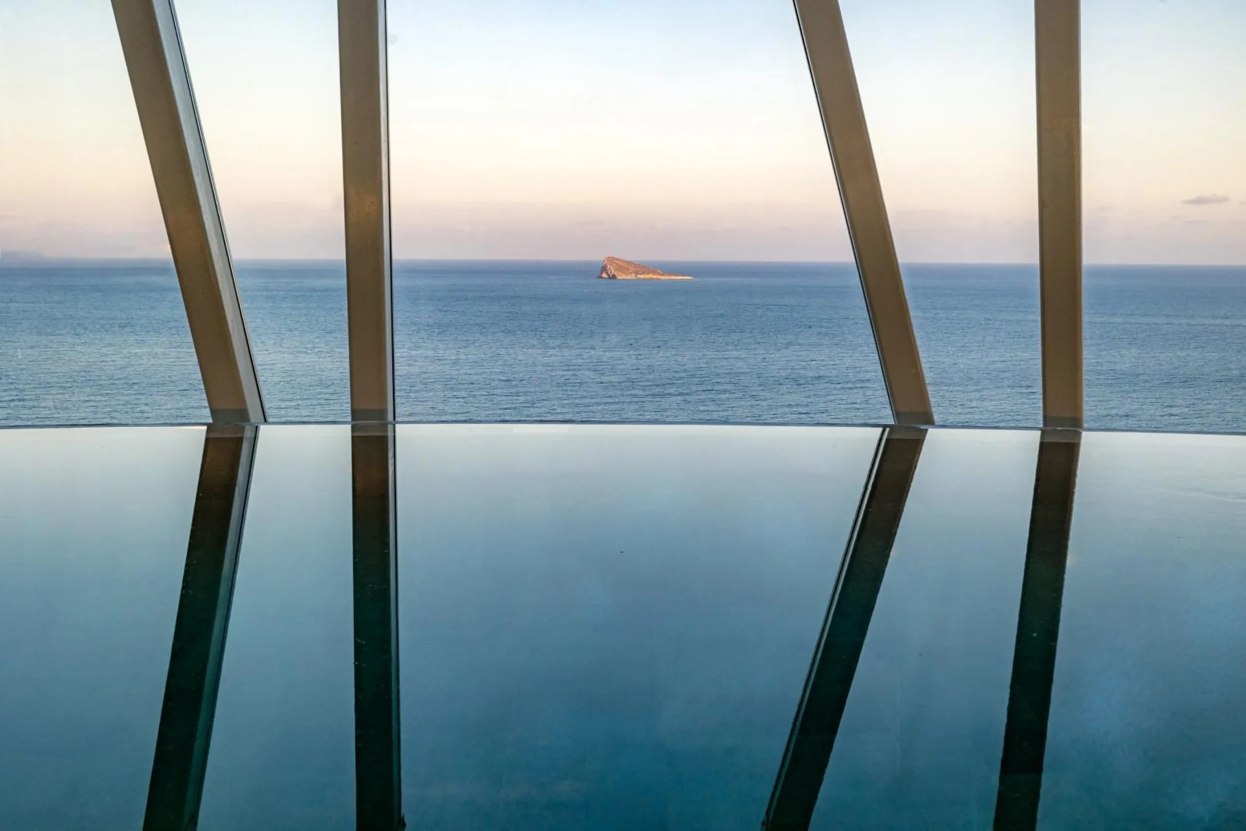 Last luxury apartments on the first line of Poniente beach
