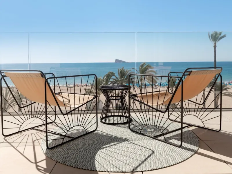 Last luxury apartments on the first line of Poniente beach