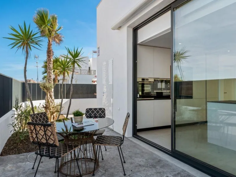 Luxury Villa with sea views and own pool in Mar de Cristal
