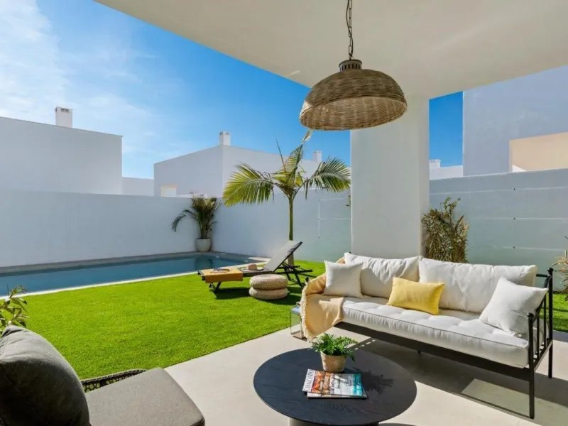 Luxury Villa with sea views and own pool in Mar de Cristal