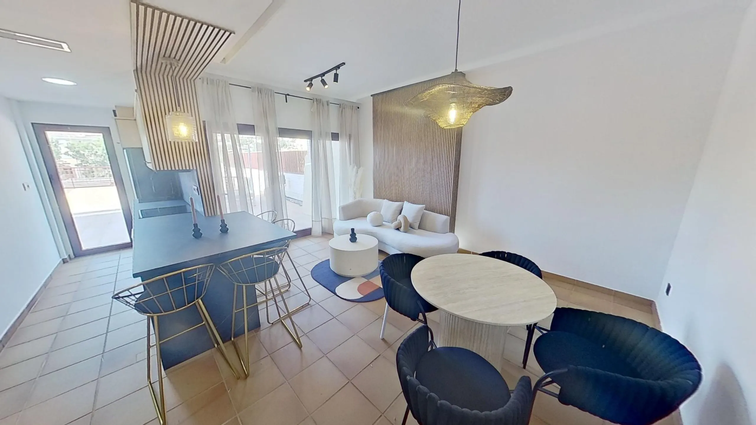 Beautiful apartment with large terrace, 2 bedrooms, 2 bathrooms at 500m from Archena spa and mountain views
