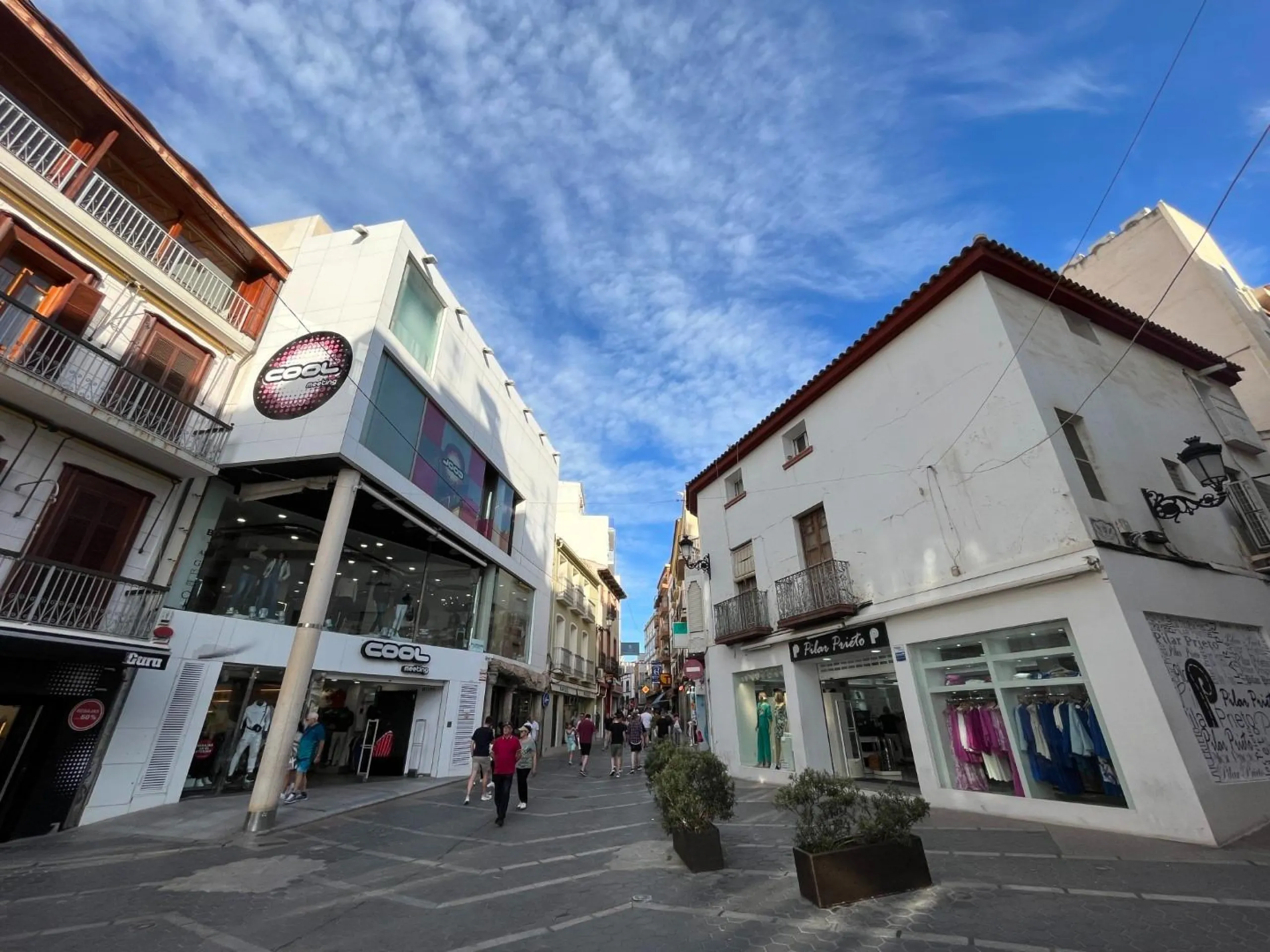 Local comercial en funcionamiento en el centro de la ciudad