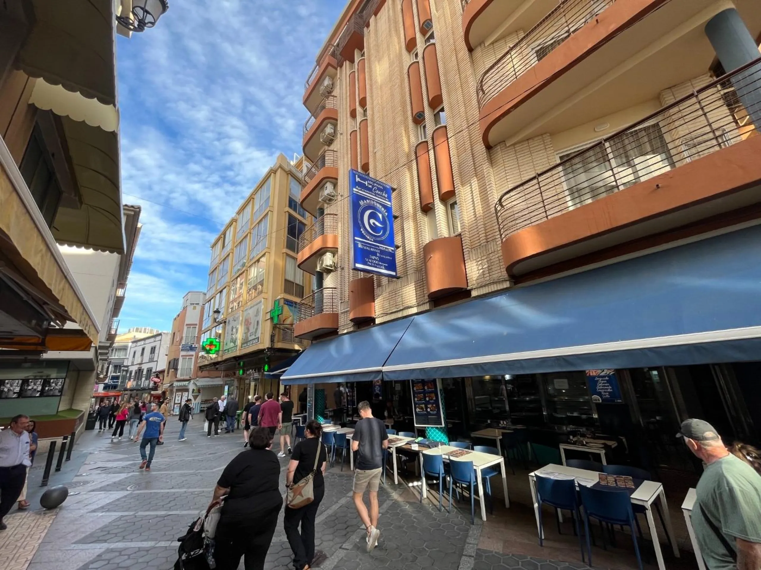 Local comercial en funcionamiento en el centro de la ciudad