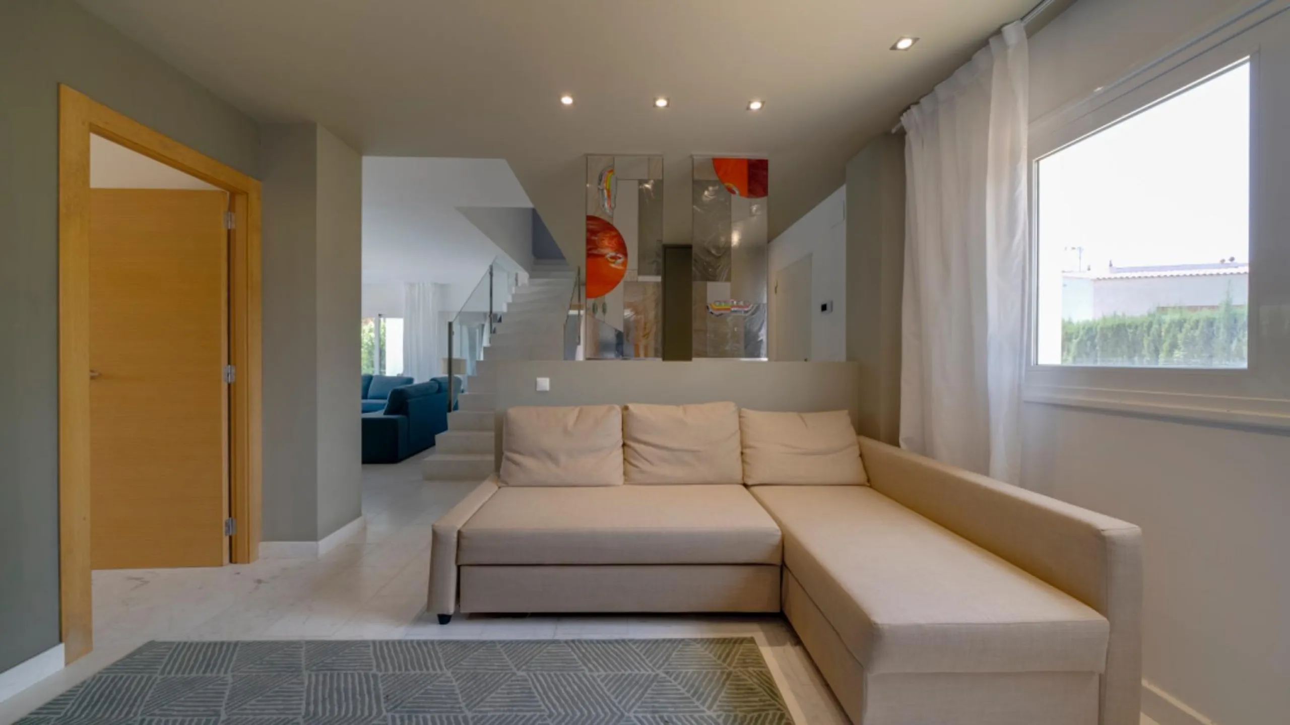 VILLA DE LUJO EN EL CENTRO DE ALBIR