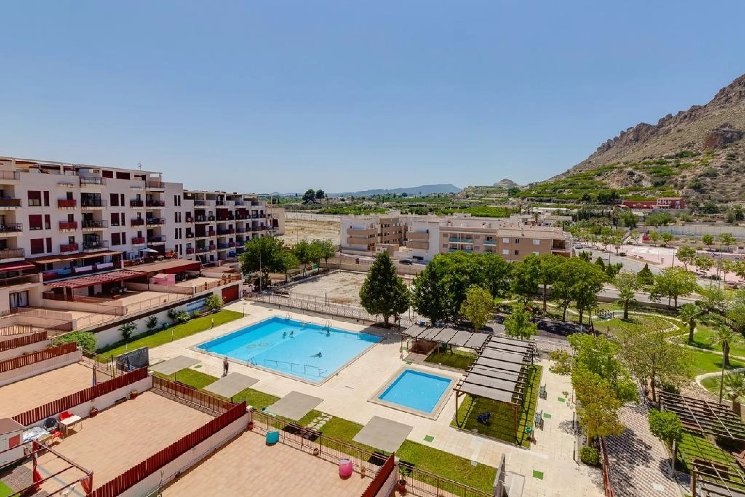 ATTIC 2 BEDROOMS 2 BATHROOMS WITH GARAGE AND STORAGE SWIMMING POOLS SAUNA JACUZZI AND GYM 5 MINUTES FROM ARCHENA SPA