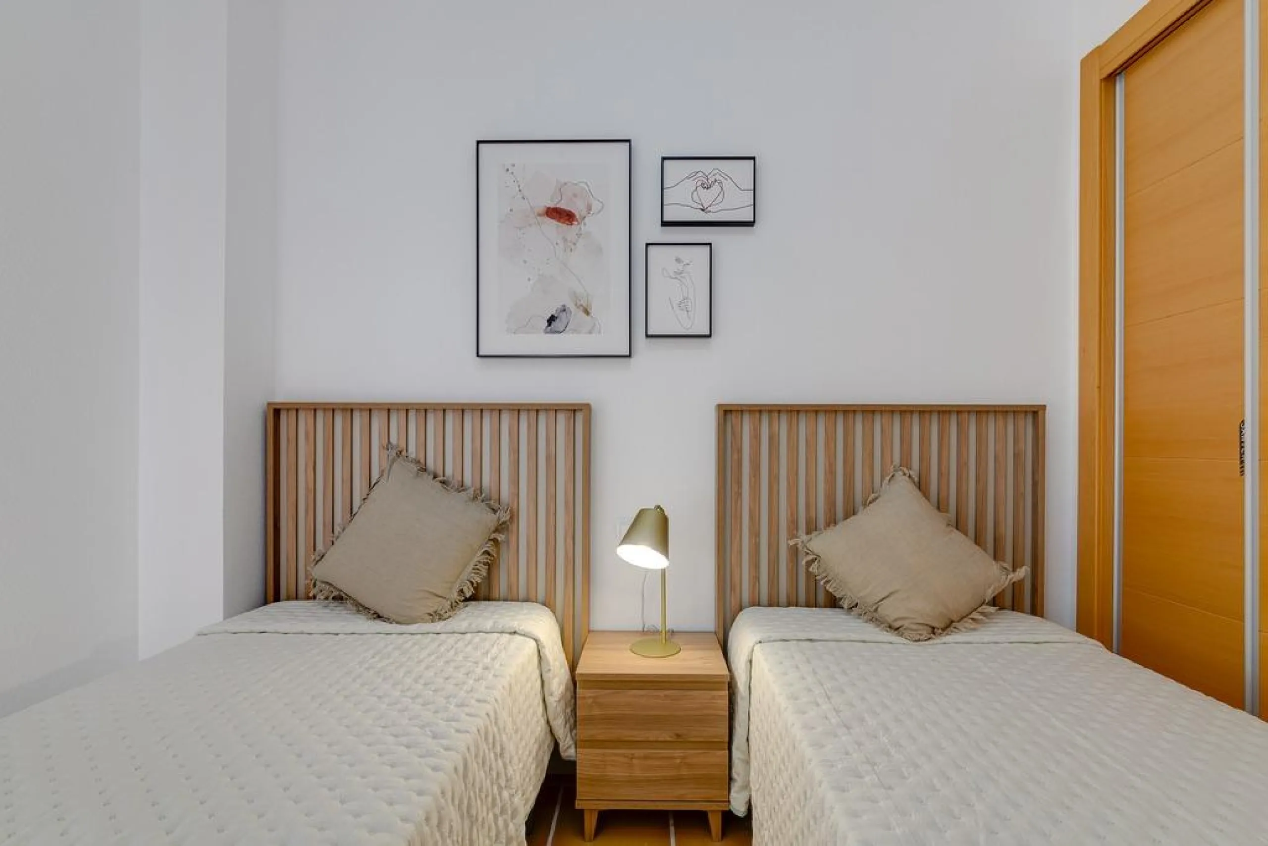 ATTIC 2 BEDROOMS 2 BATHROOMS WITH GARAGE AND STORAGE SWIMMING POOLS SAUNA JACUZZI AND GYM 5 MINUTES FROM ARCHENA SPA