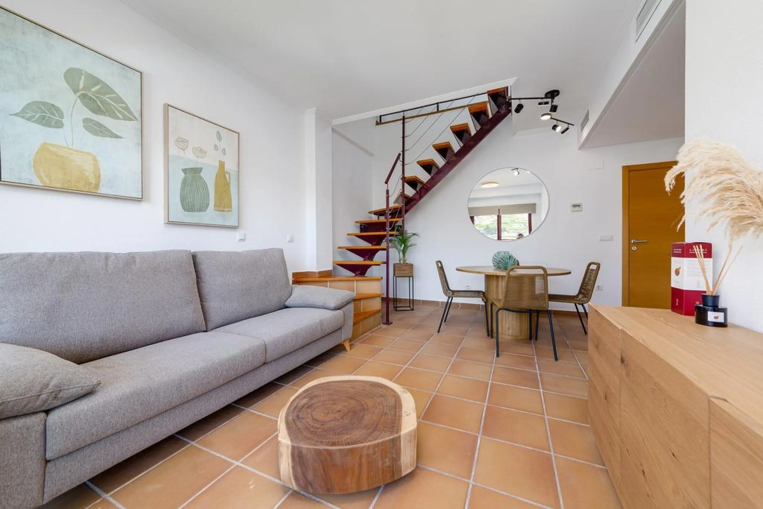 ATTIC 2 BEDROOMS 2 BATHROOMS WITH GARAGE AND STORAGE SWIMMING POOLS SAUNA JACUZZI AND GYM 5 MINUTES FROM ARCHENA SPA